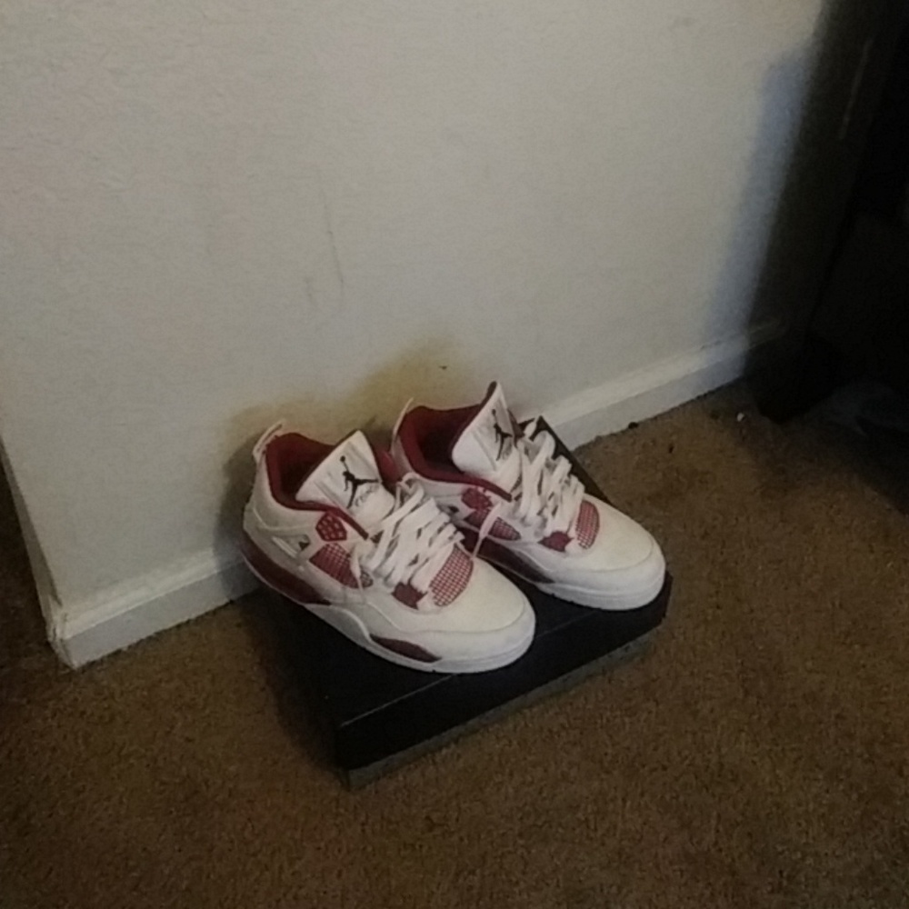 Jordan retro 4